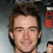 Robert Buckley quitte Holding Patterns