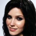 sophia bush 