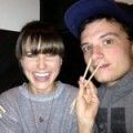 En couple avec Josh Hutcherson ? 