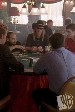 Nathan et Chris à une table de poker